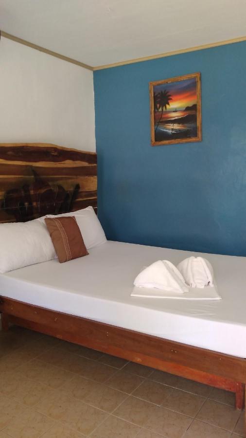 Summer Homes Beach Resort And Cottages Palawan Barton Exterior photo
