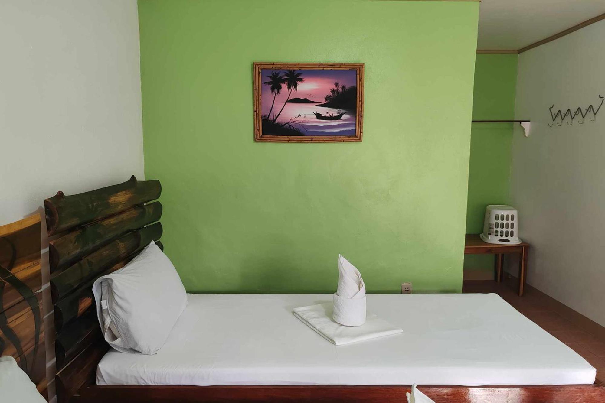 Summer Homes Beach Resort And Cottages Palawan Barton Exterior photo