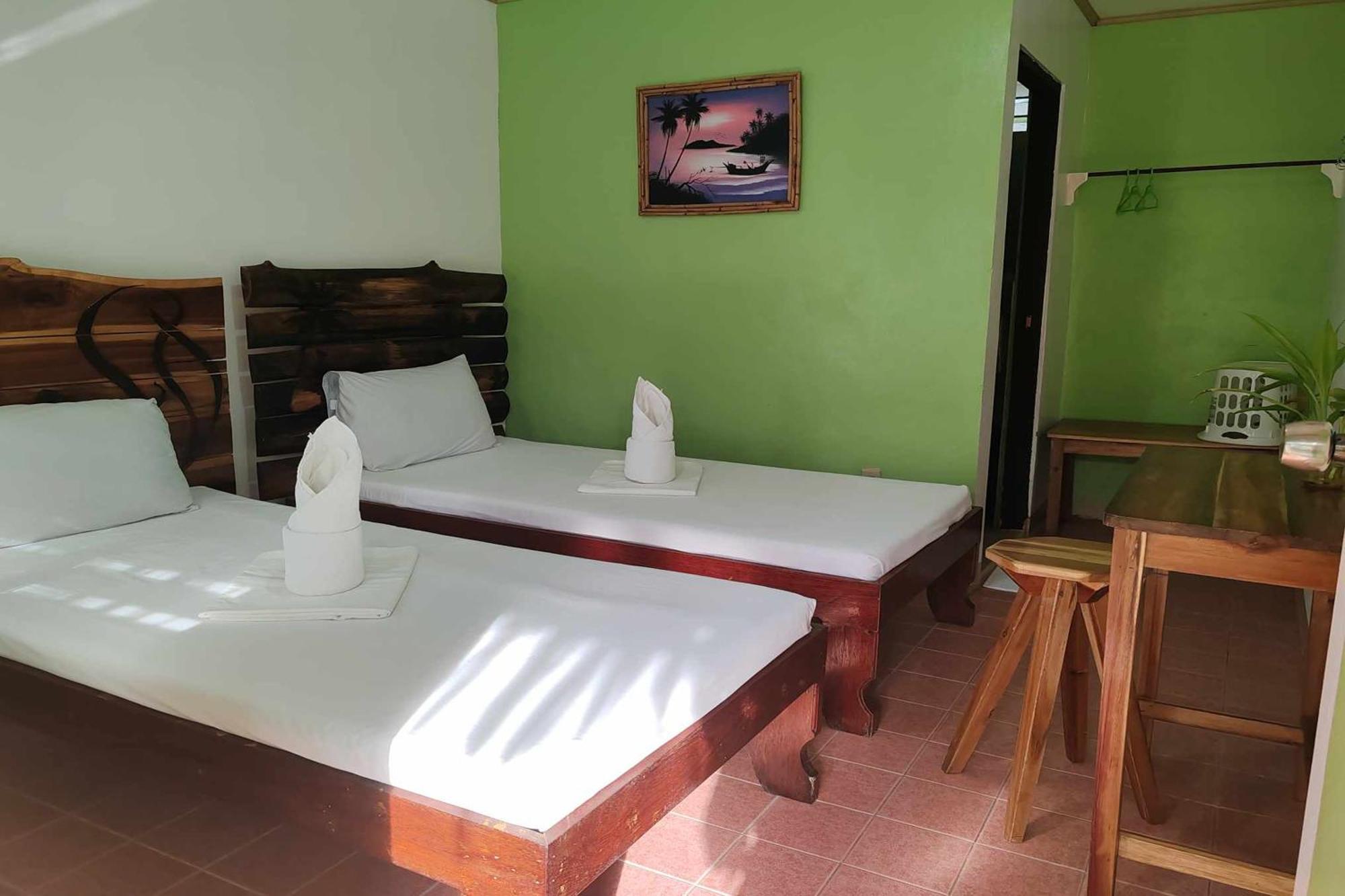 Summer Homes Beach Resort And Cottages Palawan Barton Exterior photo