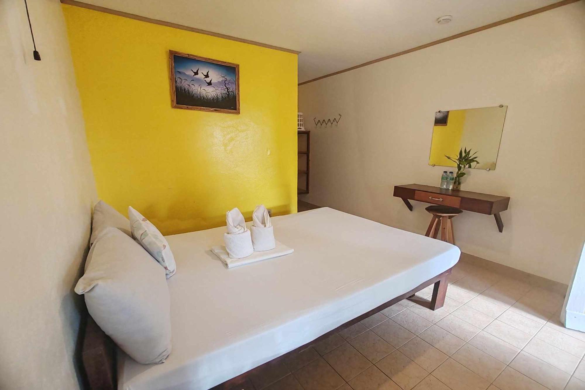 Summer Homes Beach Resort And Cottages Palawan Barton Exterior photo