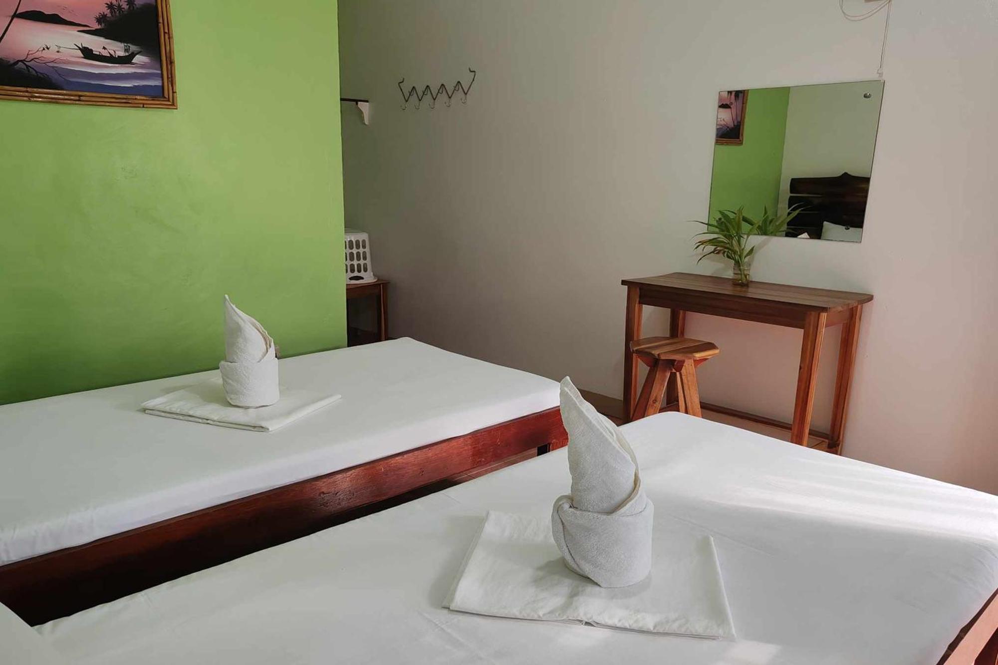 Summer Homes Beach Resort And Cottages Palawan Barton Exterior photo