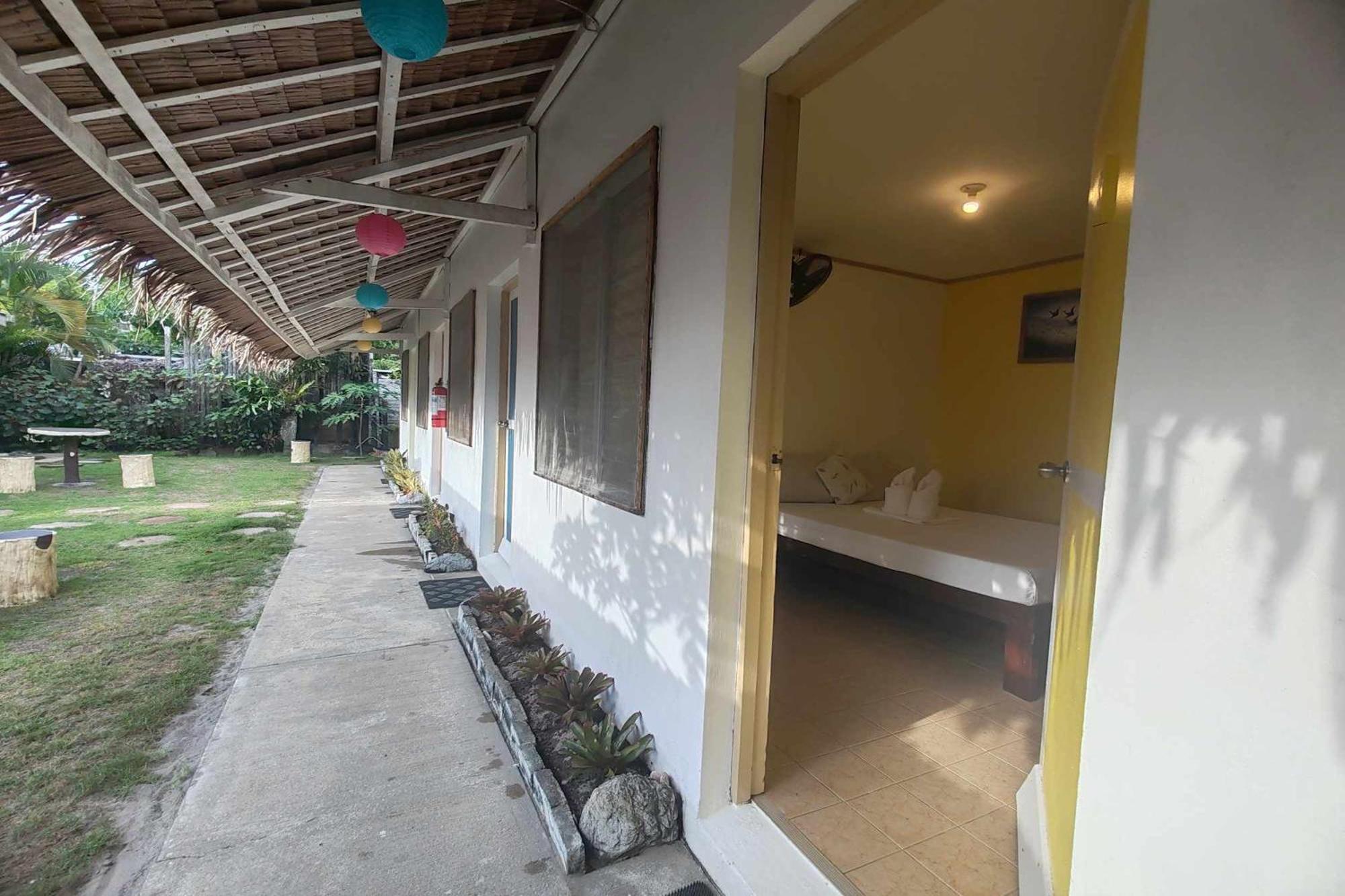 Summer Homes Beach Resort And Cottages Palawan Barton Exterior photo